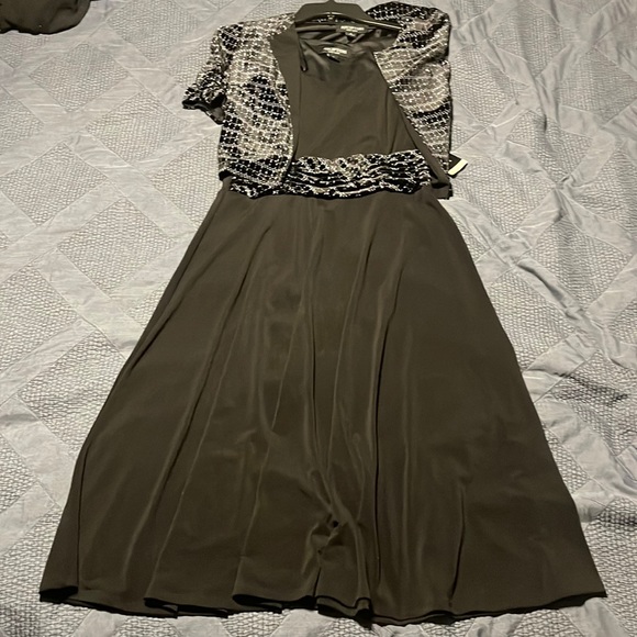 Cute Short Black Dress with Crop Jacket - Picture 1 of 3